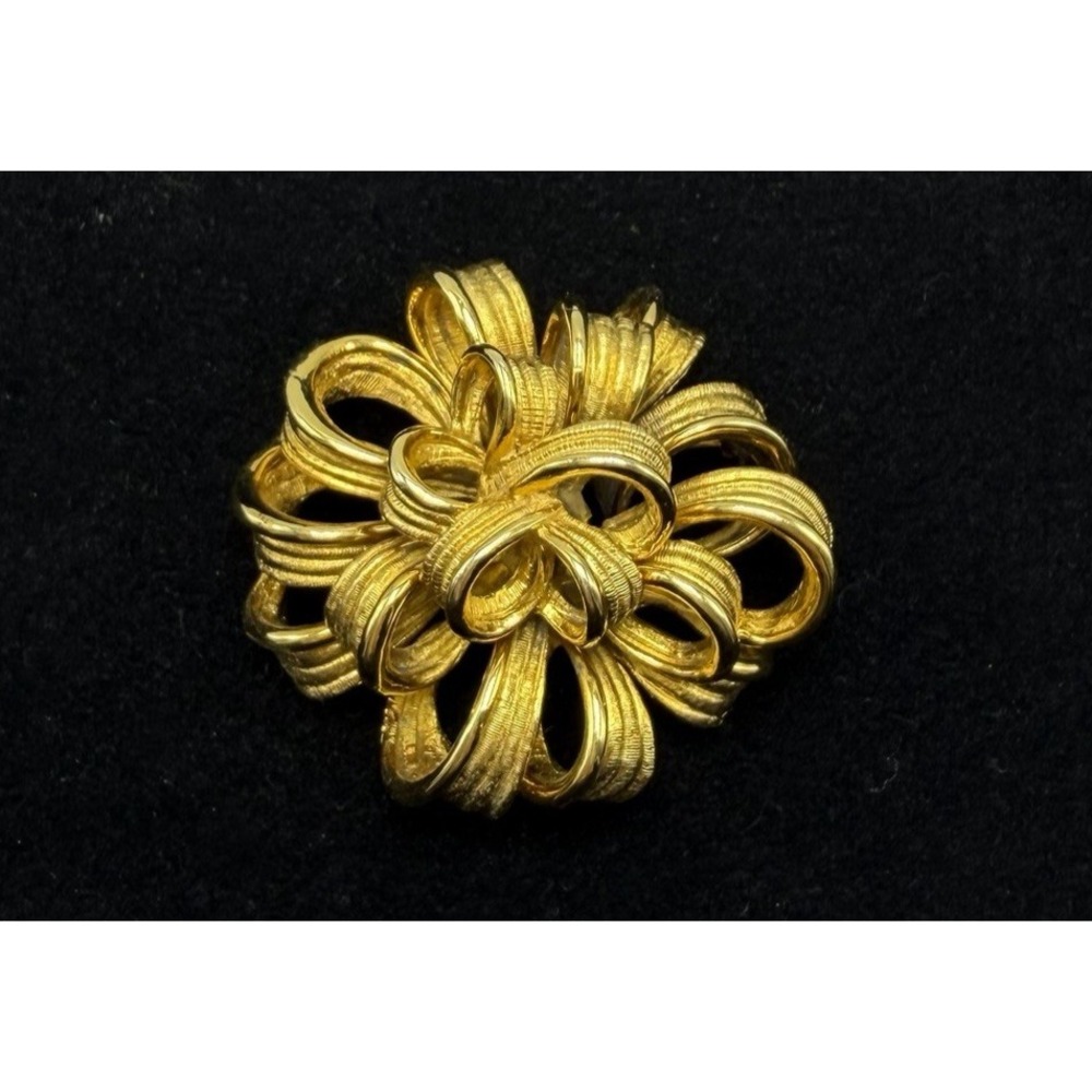Vintage Marcel Boucher Gold Tone Brooch Ribbon Cluster 1960s Signed Textured